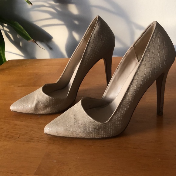 Call It Spring Heels - Picture 2 of 3